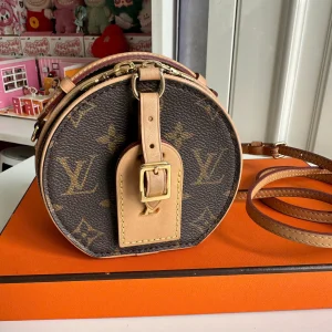 Túi Louis Vuitton Mini Boite Chapeau